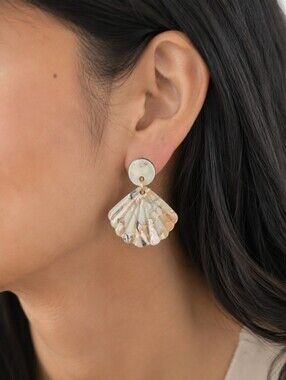 3/$25! Boutique 1861 Shell Earrings